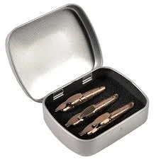 Brause Metallbox mit 6 Kalligraphiefedern